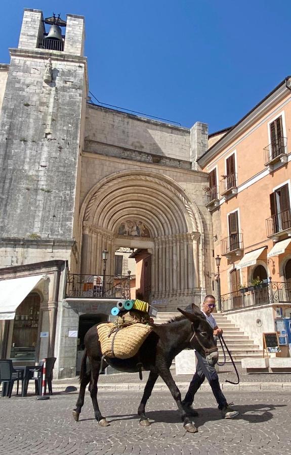 Casa Del Ferroviere B&B سولمونا المظهر الخارجي الصورة